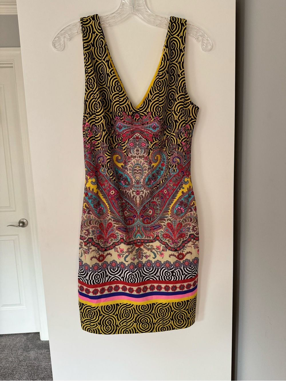 Bebe Vibrant Multicolor Printed V-Neck Sheath Dress